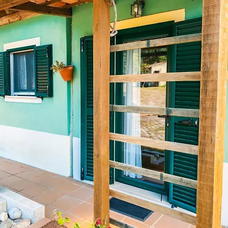 Ecobosque بيت للعطل